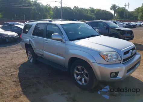 2006 Toyota 4Runner Limited V6 z USA, uszkodzony, nr VIN JTEBU17R360103747